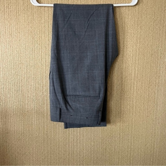 RW & Co. Pants​​​​​​​​​​​​​​​​​​​​​​​​ - Picture 2 of 5